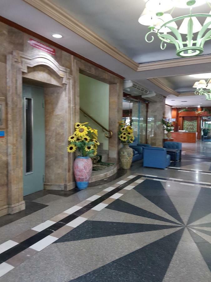The Park Hotel Sukhumvit 7 Bangkok Exteriör bild