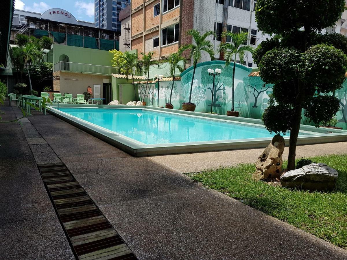The Park Hotel Sukhumvit 7 Bangkok Exteriör bild