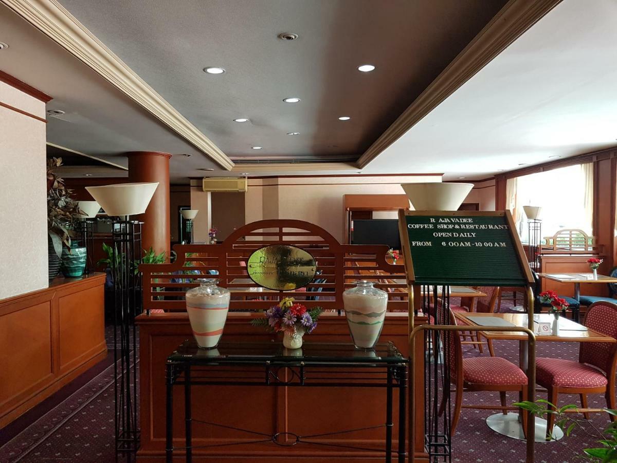 The Park Hotel Sukhumvit 7 Bangkok Exteriör bild